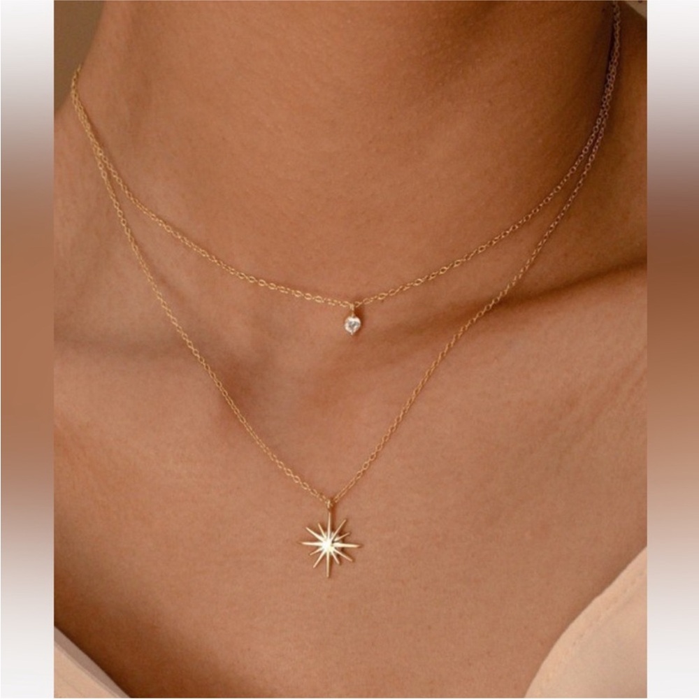 Gold Starburst Pendant Necklace Set - Picture 2 of 3